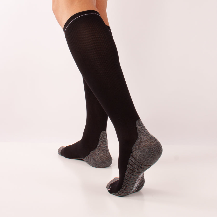 Pack 2 Pares Meias Compressão Gradual Desportiva Multi Vermelho