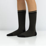 Meias clássicas com padrão, para mulher, em fibra de bambu, na cor rosa e bege. Meias frescas e suaves.