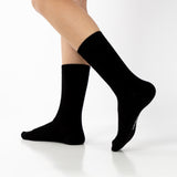 Pack de 3 pares de meias pretas em fibra de bambu lisas ameias.