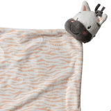 Um conjunto completo para bebés recém-nascidos, com itens suaves e seguros que tornam cada momento especial. Incluí Meias de algodão, um gorro macio, uma babete e uma nana/mantinha para dormir.